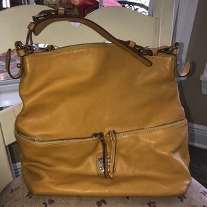 Dooney & Bourke